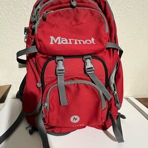 Marmot granite Vibrant Red Backpack with Gray Details